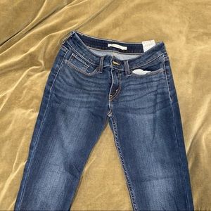 535 SUPER SKINNY LEVIS